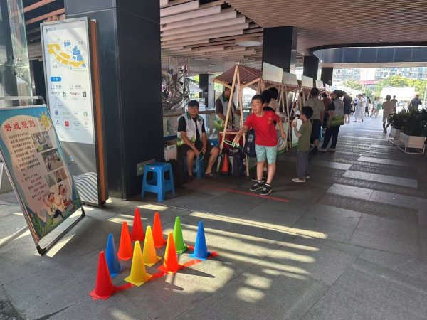 牛小散 展览+市集+科普+体验，浦东东明这场游园会让低碳节能理念落地生根